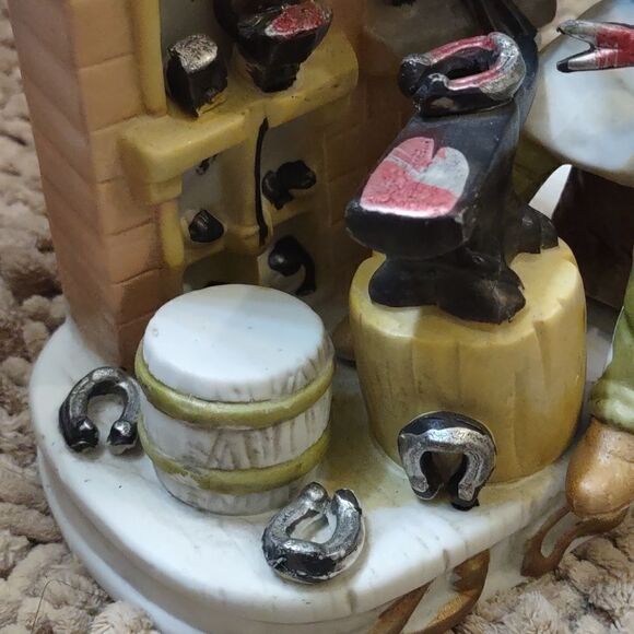 New Ceramic Blacksmith Figurine Anvil Tongs Hammer Horseshoe Fire Furnace‎ Forge - Picture 3 of 11